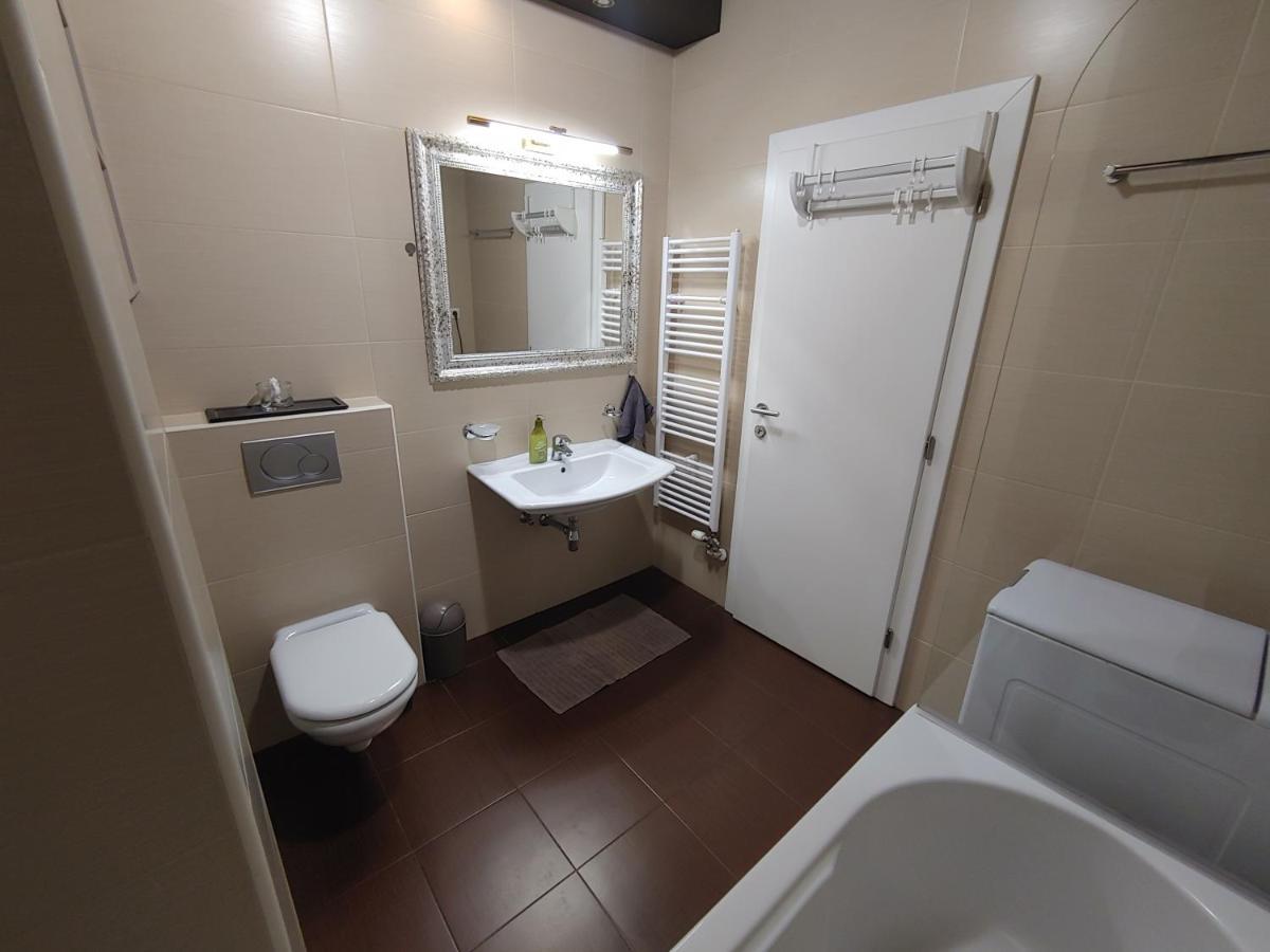 Zagreb Lodge Apartment Exterior photo